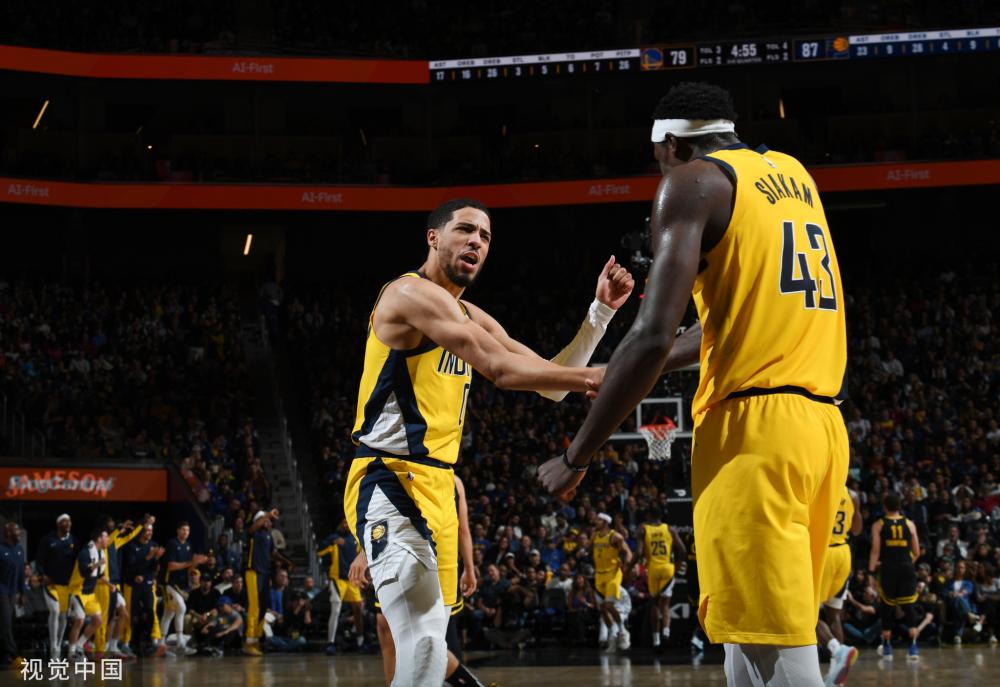 综观全场 综观全场